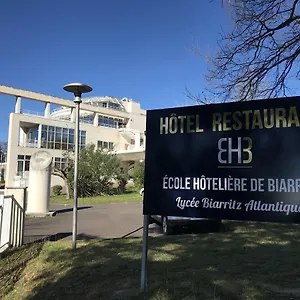 Hotel Atlantique - Lycée Hotelier - Management School
